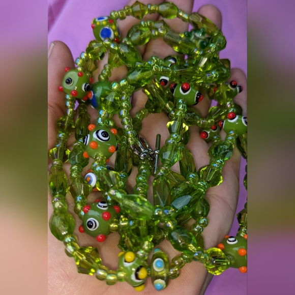 EVC LONG FLAPPER NECKLACE - Picture 8 of 16